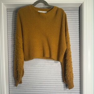 Cropped mustard sweater with balloon sleeves